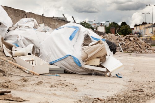 Eco-friendly disposal during flat clearance